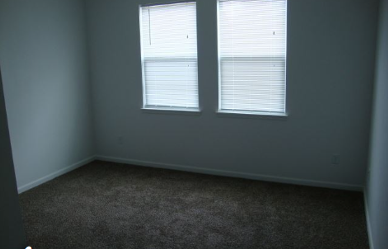 1724 11th Ave - Photo 5 of 7