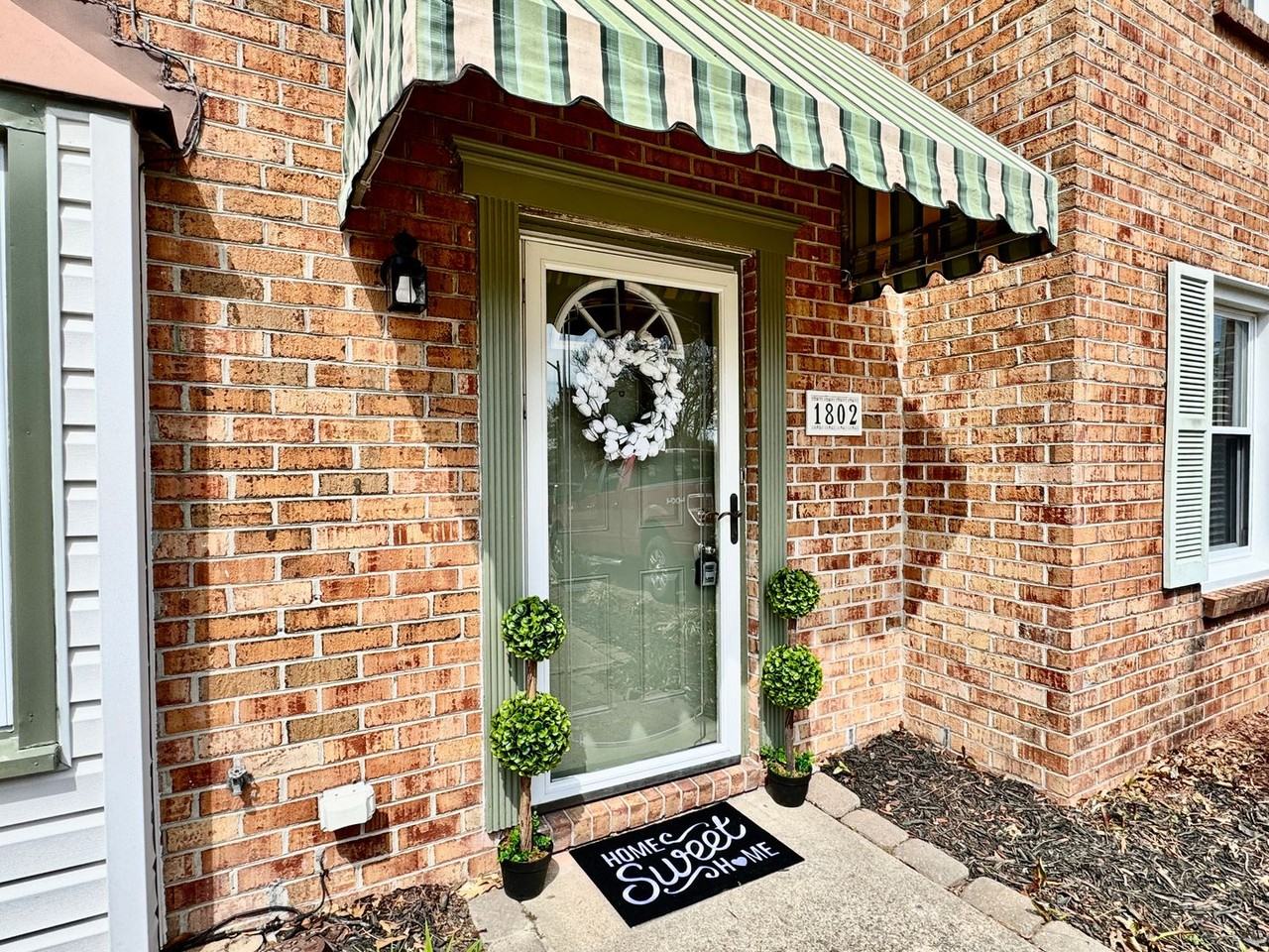 1802 Durham E - Photo 4 of 36