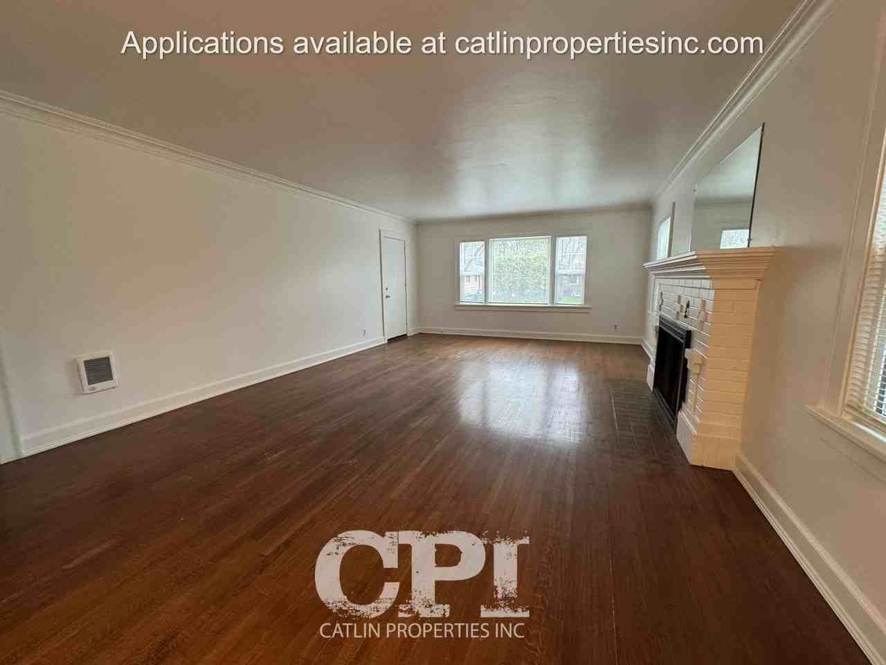 1529 20th Ave. - Photo 3 of 34