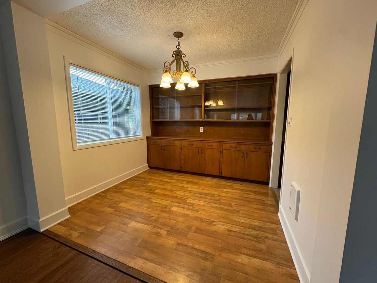 1529 20th Ave. - Photo 4 of 34