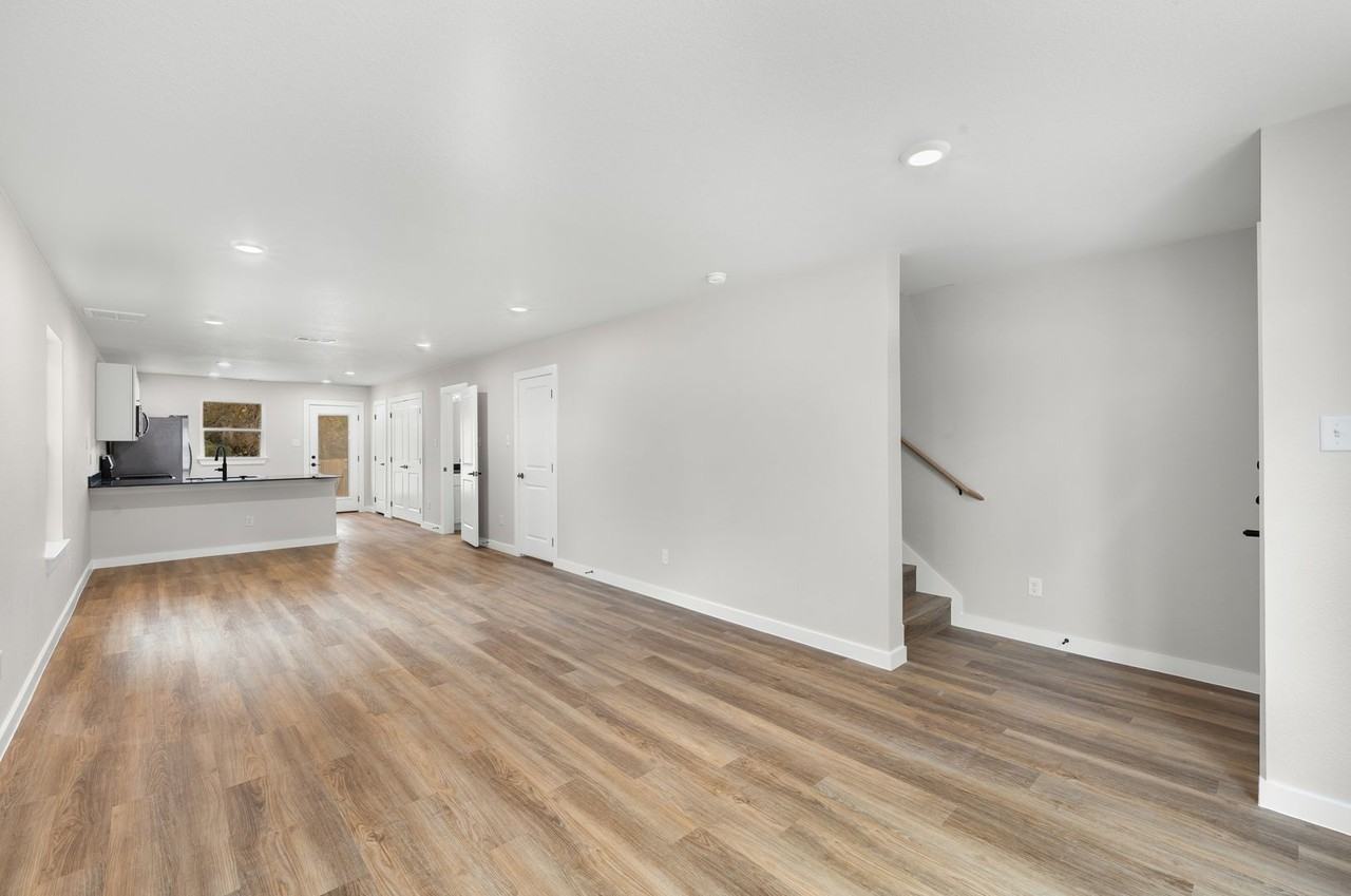 712 S 9th St #B - Photo 3 of 21