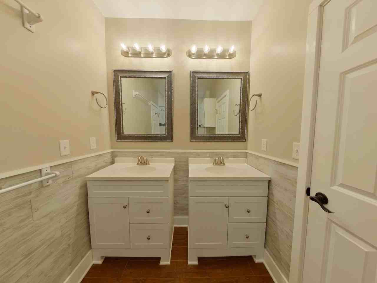 402 N Kansas Ave - Photo 7 of 12