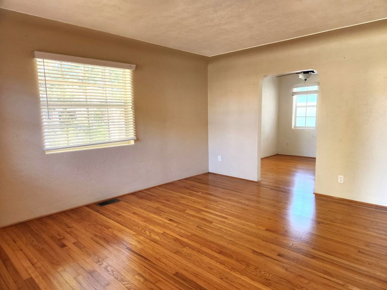 733 Buena Vista Ave - Photo 5 of 24