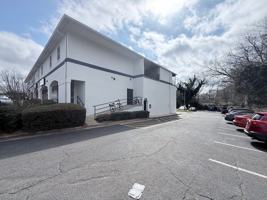 featured image of 723 Baxter St