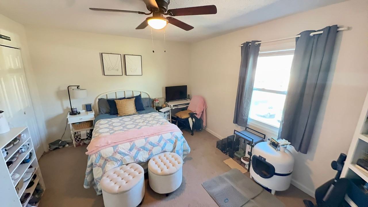 723 Baxter St - Photo 5 of 9
