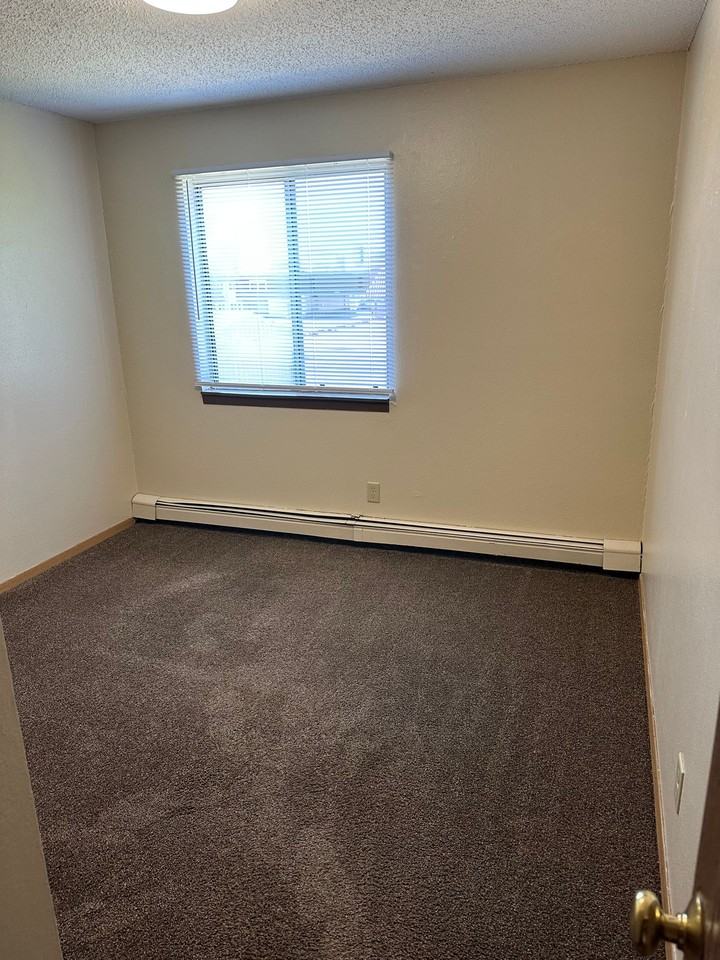 503 15th Ave Se #305 - Photo 3 of 41