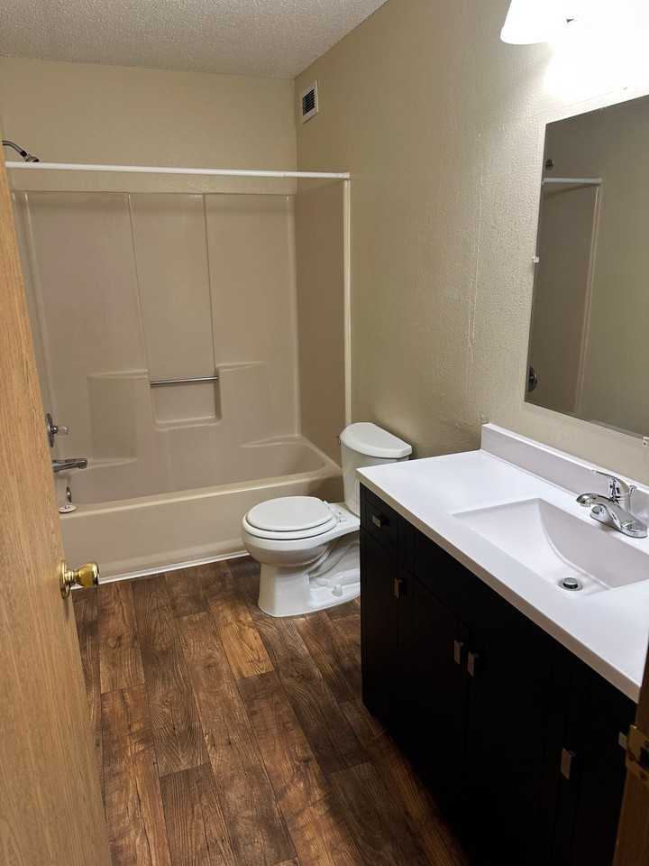 503 15th Ave Se #305 - Photo 6 of 41