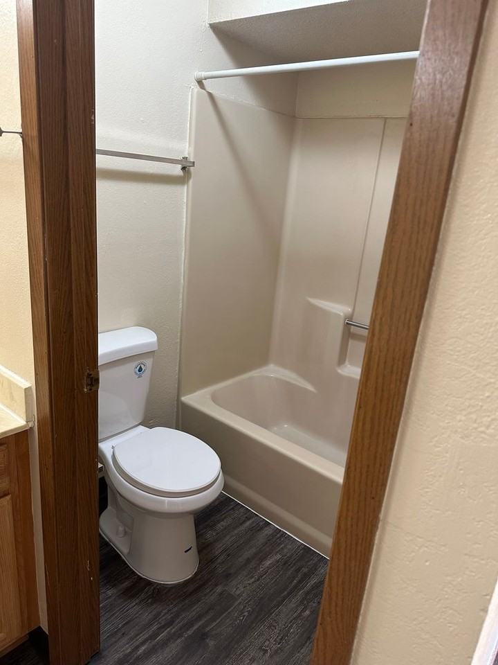 524 14th St S #404 - Photo 6 of 11