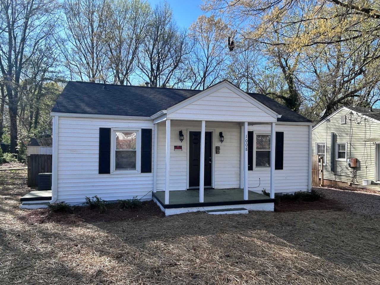 1008 Mccormick St - Photo 4 of 25