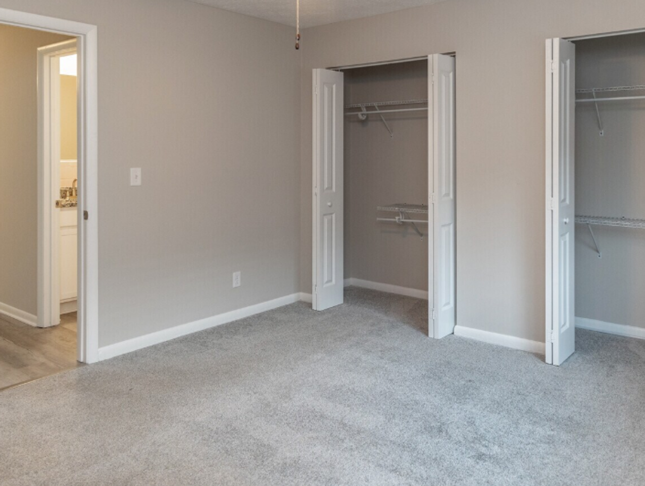 2600 Trollie LLC dba Trollie Apartments - Photo 3 of 12