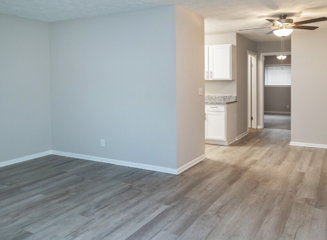 2600 Trollie LLC dba Trollie Apartments - Photo 5 of 12