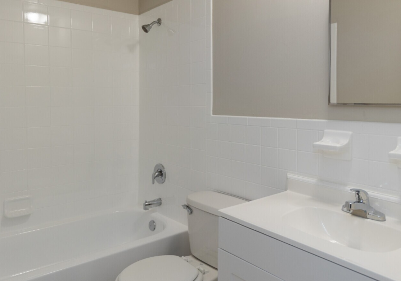 2600 Trollie LLC dba Trollie Apartments - Photo 6 of 12