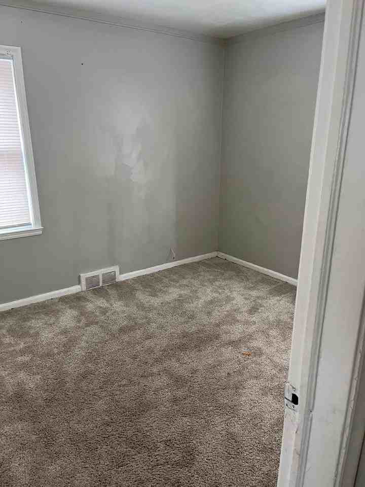 10692 Meuse St - Photo 6 of 18