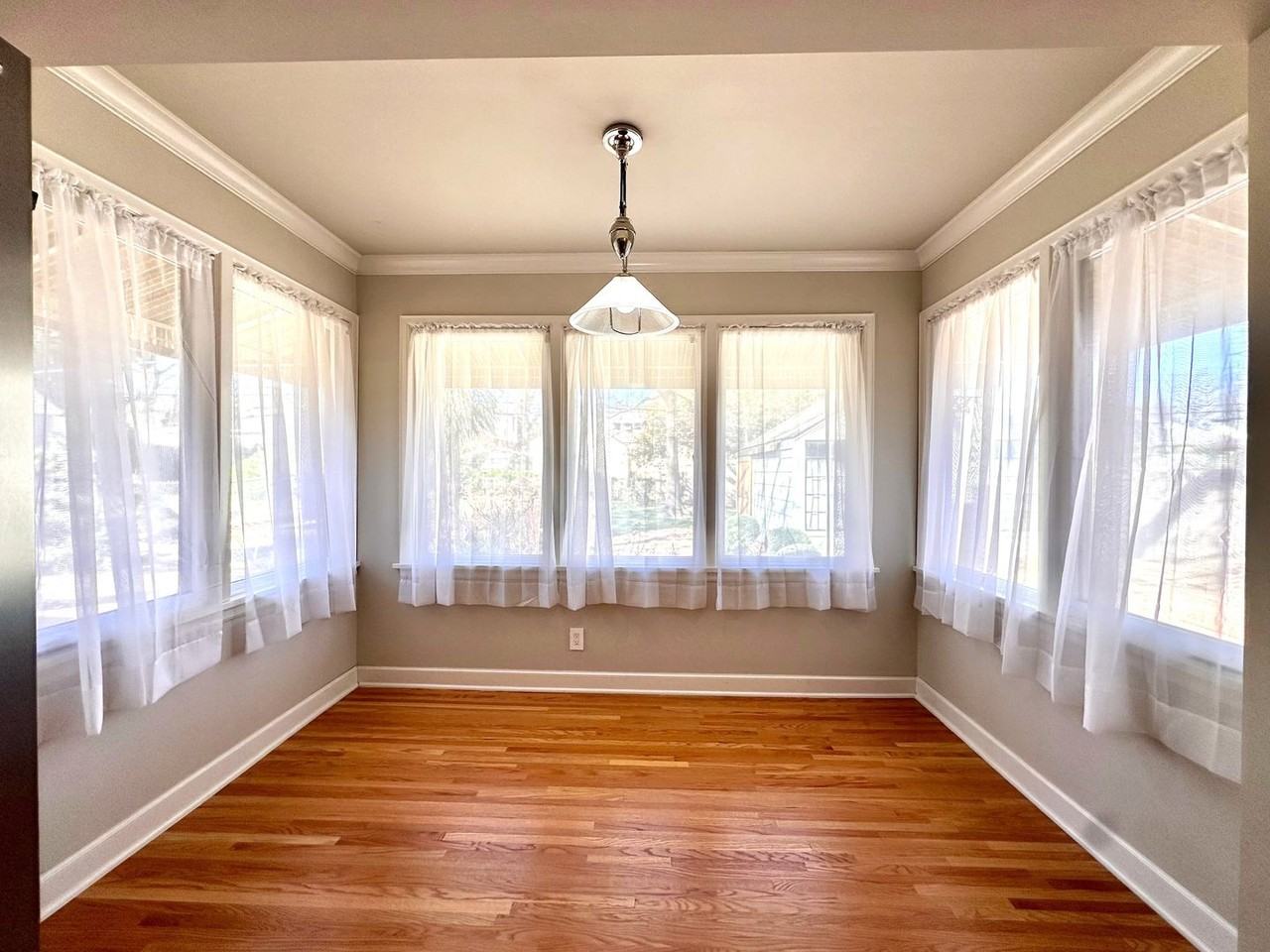 1150 S Marion Ave - Photo 6 of 22