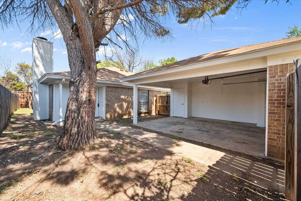 3330 Green Ridge St - Photo 5 of 28