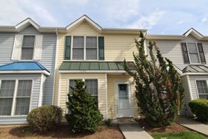 featured image of 1135 Paul Revere Ct