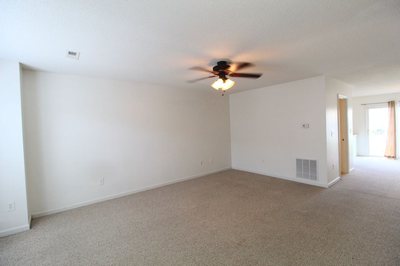 1135 Paul Revere Ct - Photo 2 of 26