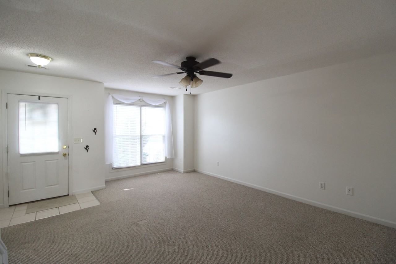 1135 Paul Revere Ct - Photo 3 of 26