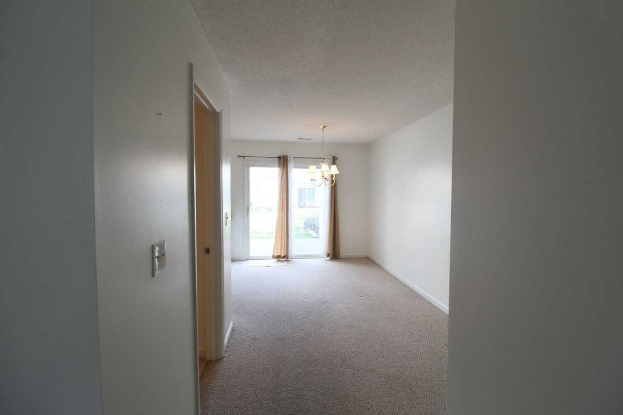 1135 Paul Revere Ct - Photo 6 of 26