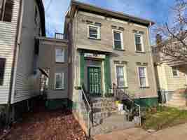 featured image of 300 Redmond St