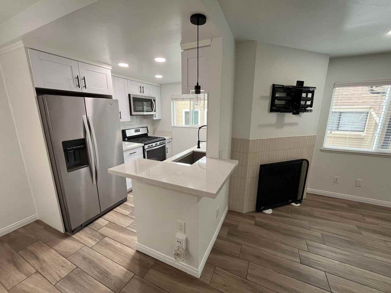 4642 Felton St #6 - Photo 6 of 36