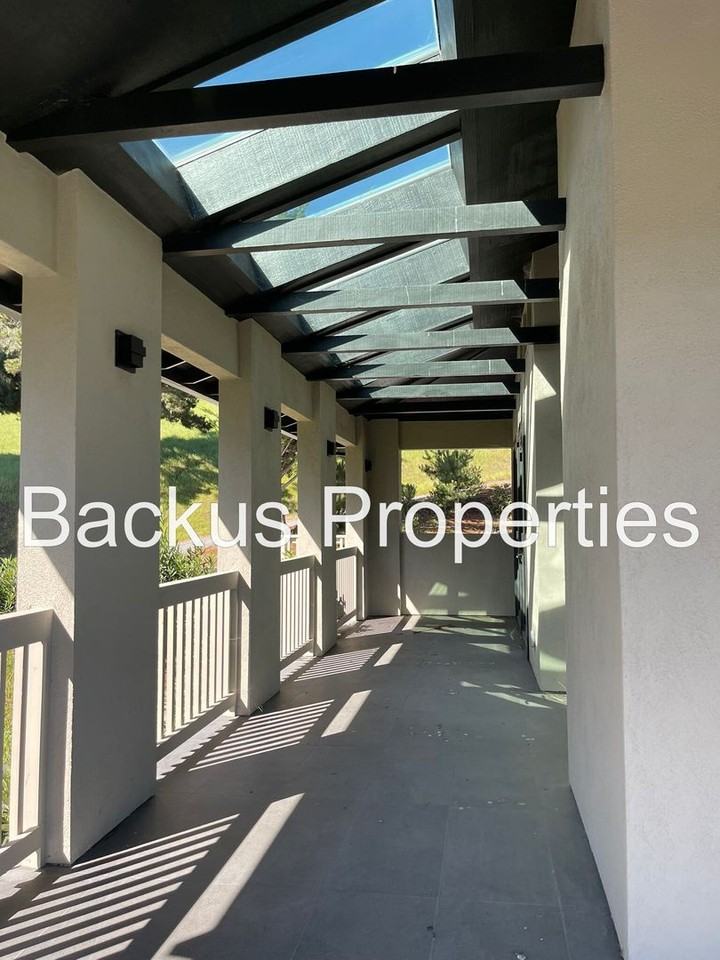 89 Robley Rd - Photo 5 of 25