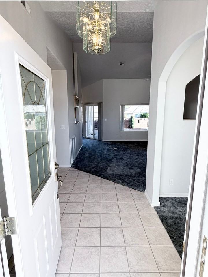 3546 Windmill Dr - Photo 2 of 31