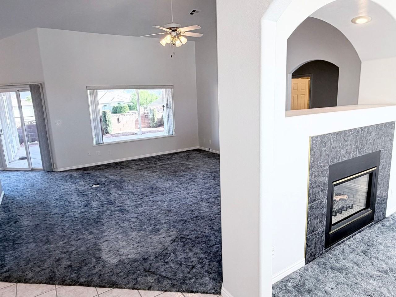 3546 Windmill Dr - Photo 4 of 31