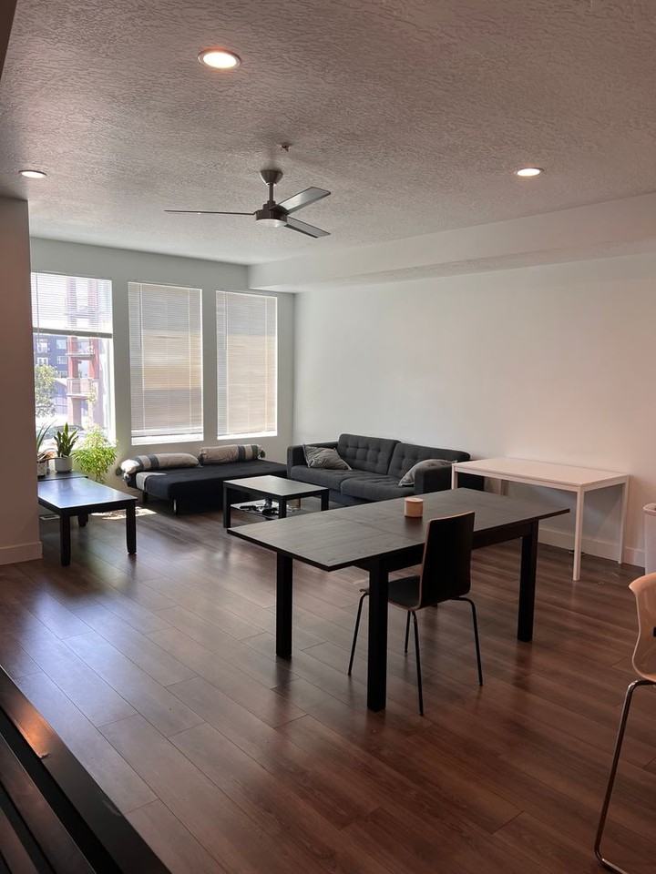 8357 S Durham St - Photo 3 of 13