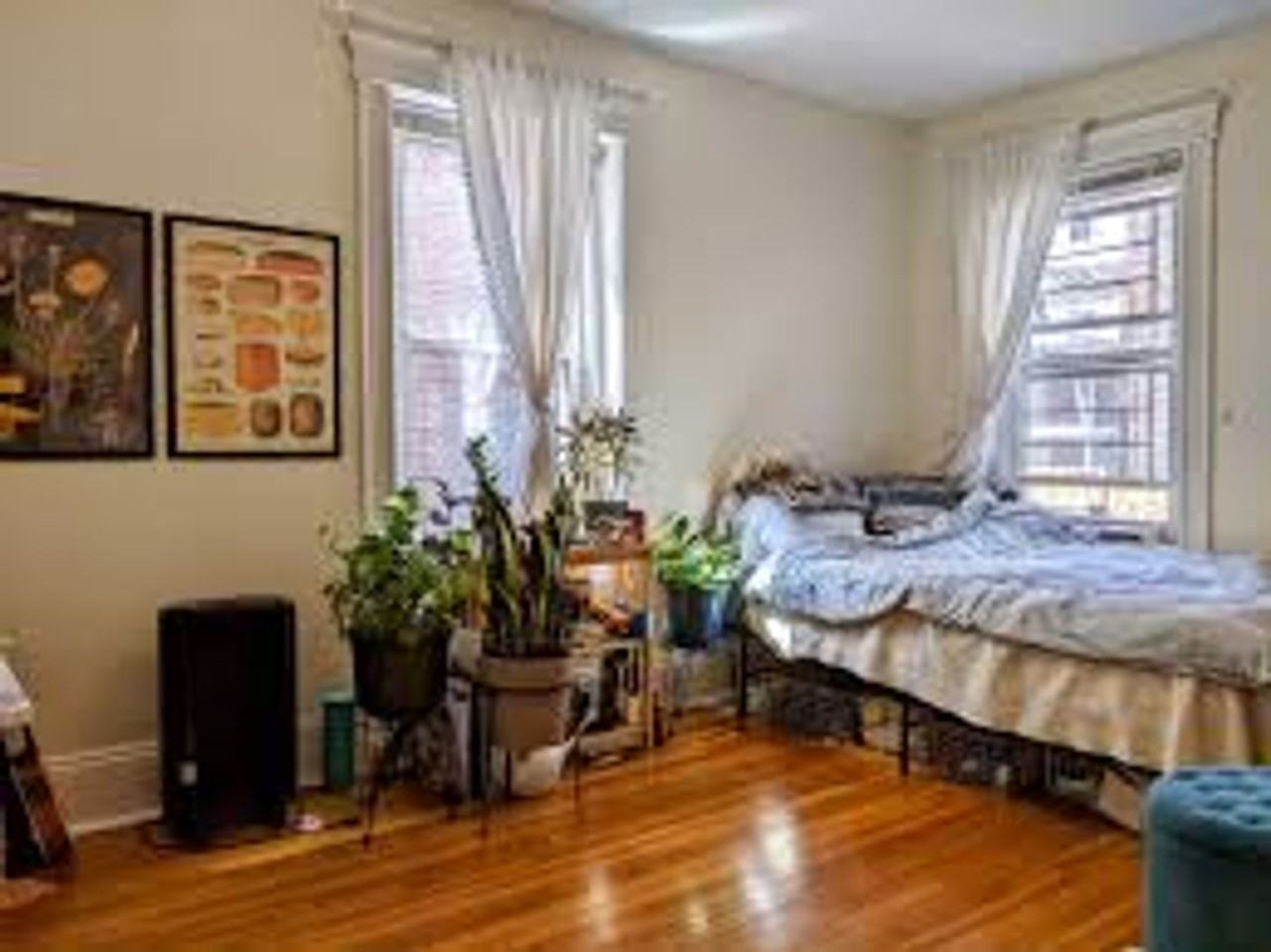 16 Fuller St