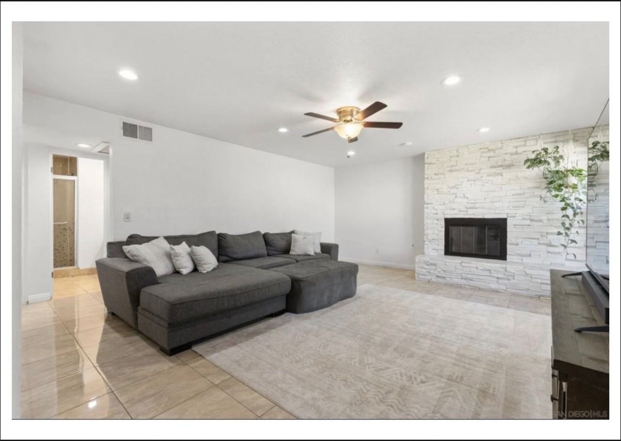 1244 E Madison Ave #C - Photo 2 of 30