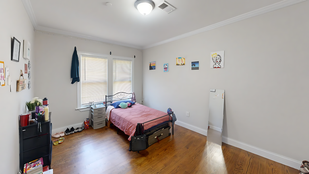 2973 Washington St - Photo 6 of 9