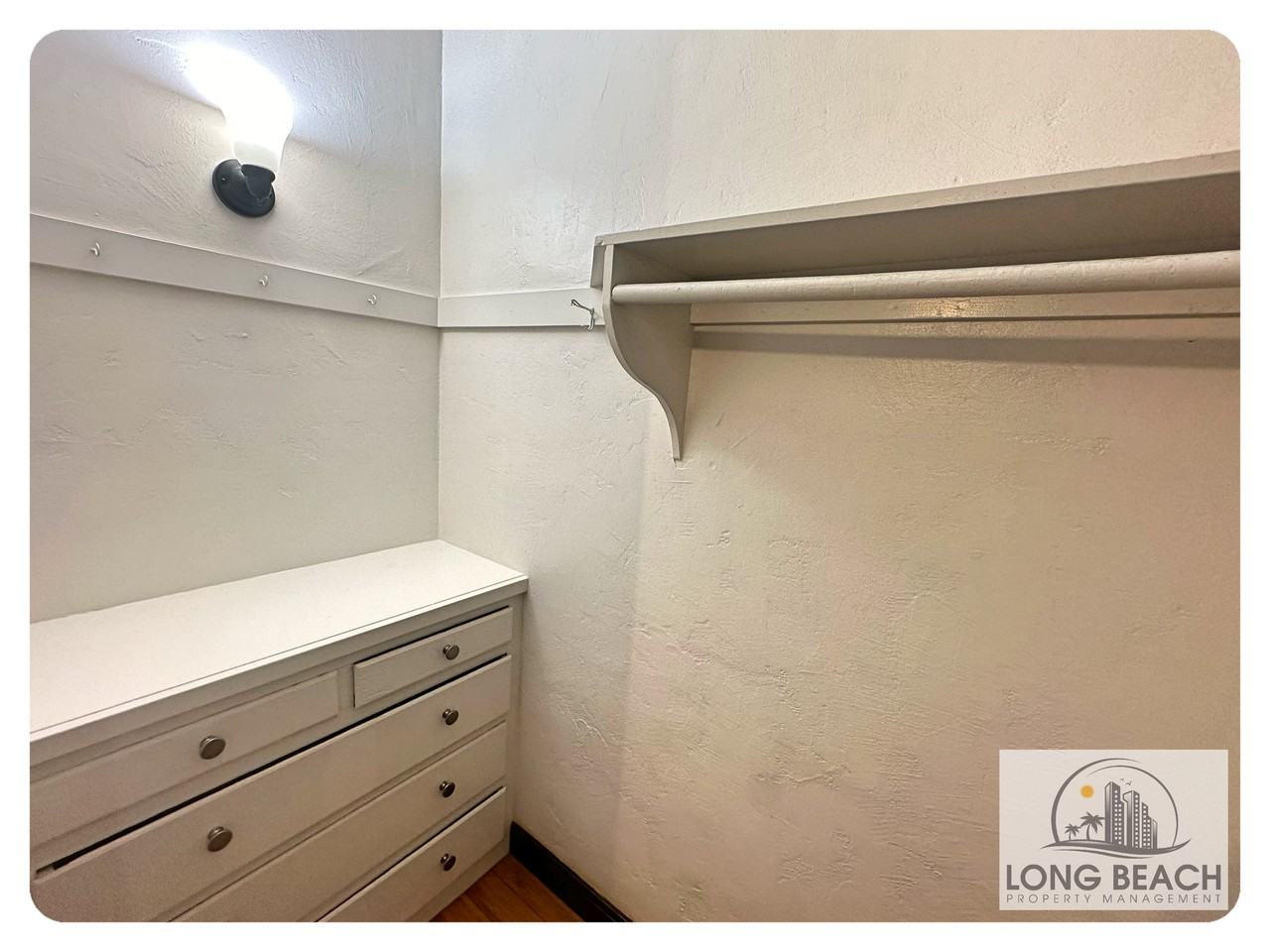 1119 East 4th Street #K - Photo 6 of 13