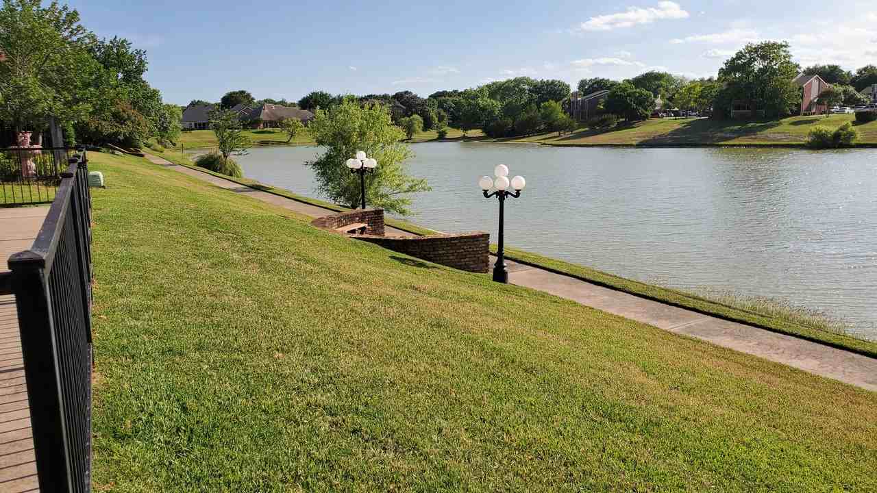 5930 River Bend Drive - Photo 3 of 24