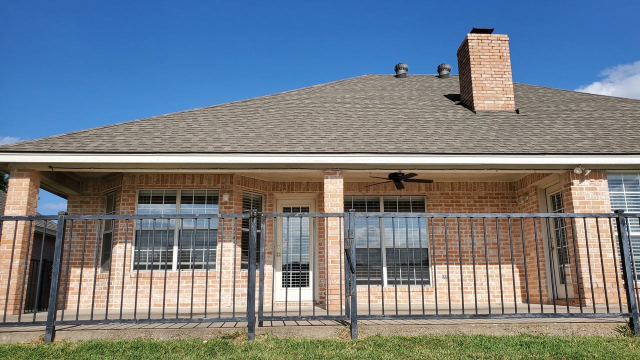 5930 River Bend Drive - Photo 6 of 24