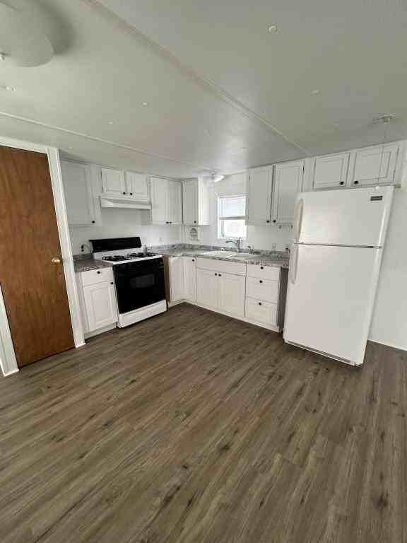 2810 Melvina St - Photo 4 of 9