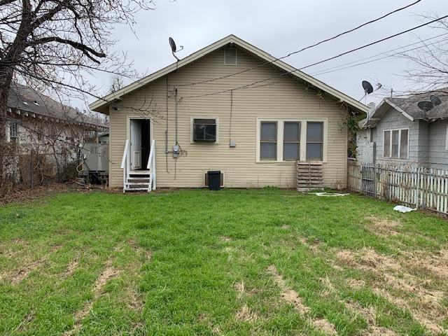 1610 Taylor St - Photo 7 of 7