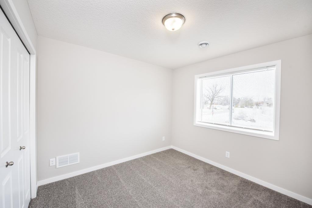 11523 37th Ave Se - Photo 7 of 15