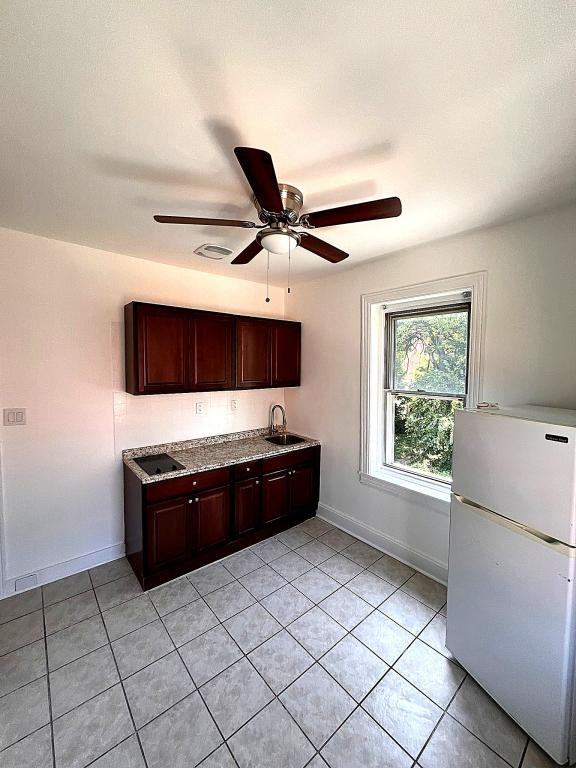 4806 Disston St - Photo 3 of 4