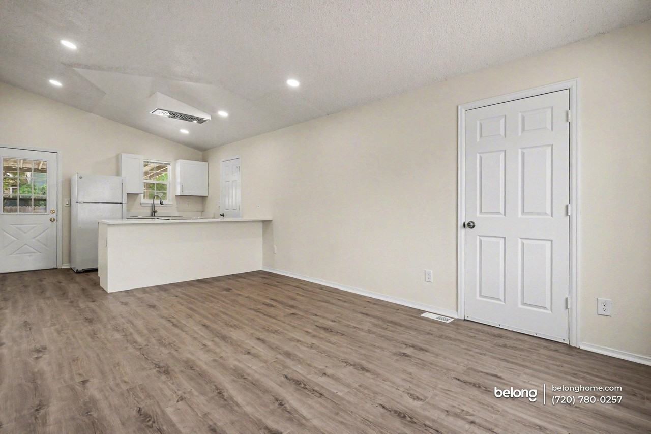 4496 S Pagosa Cir - Photo 2 of 16