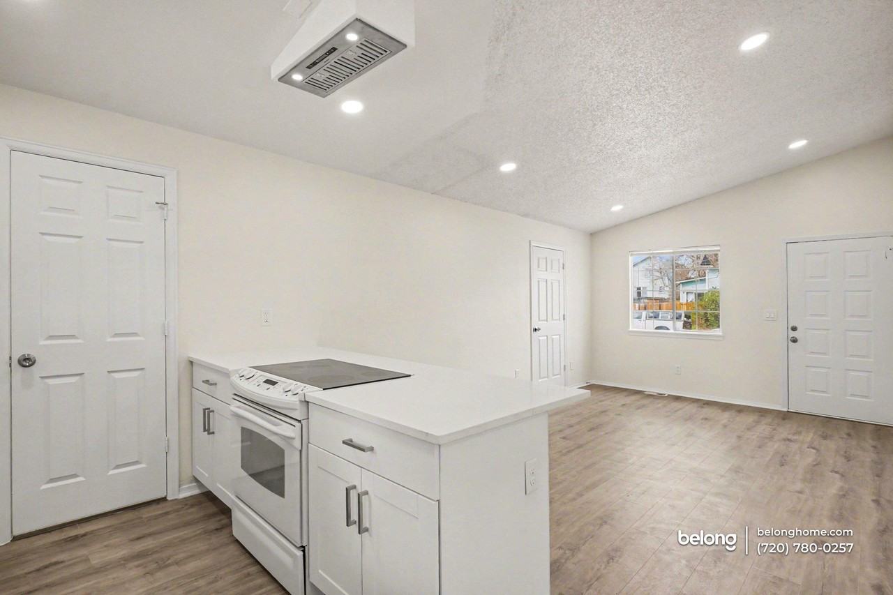 4496 S Pagosa Cir - Photo 7 of 16