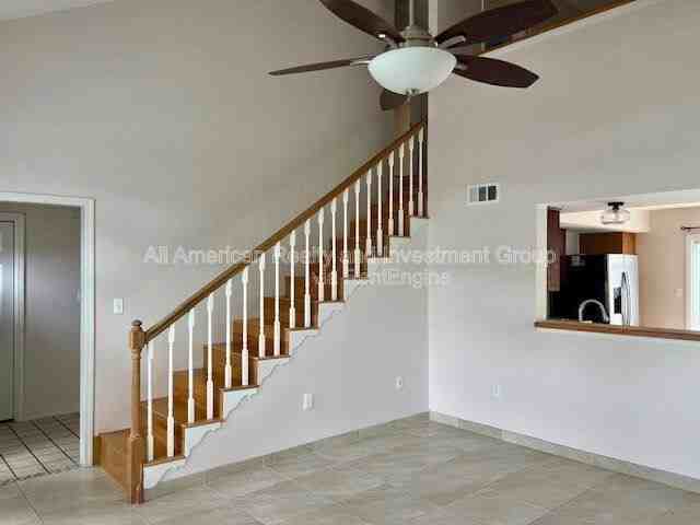 366 Canterbury Cir Nw - Photo 3 of 9