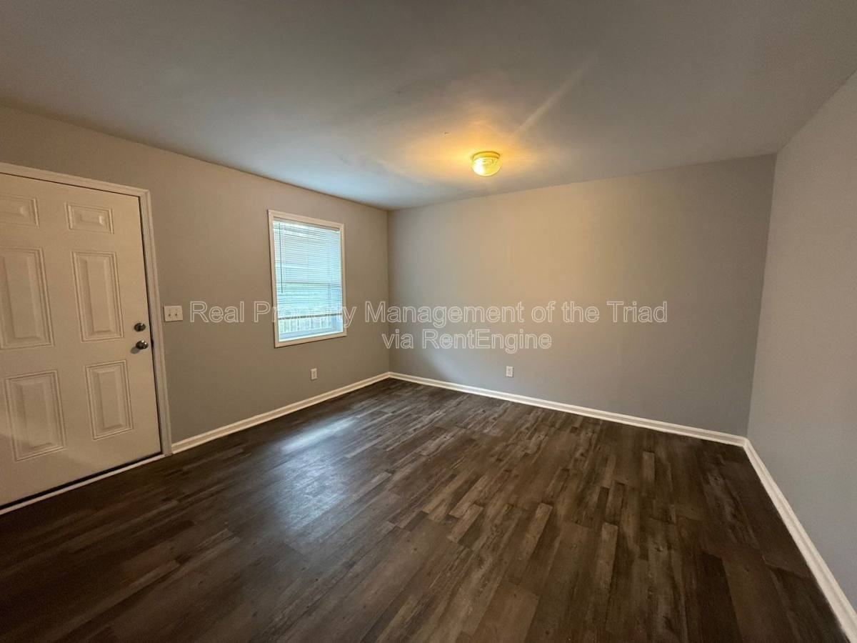 2406 Markwood Ln #D - Photo 2 of 9