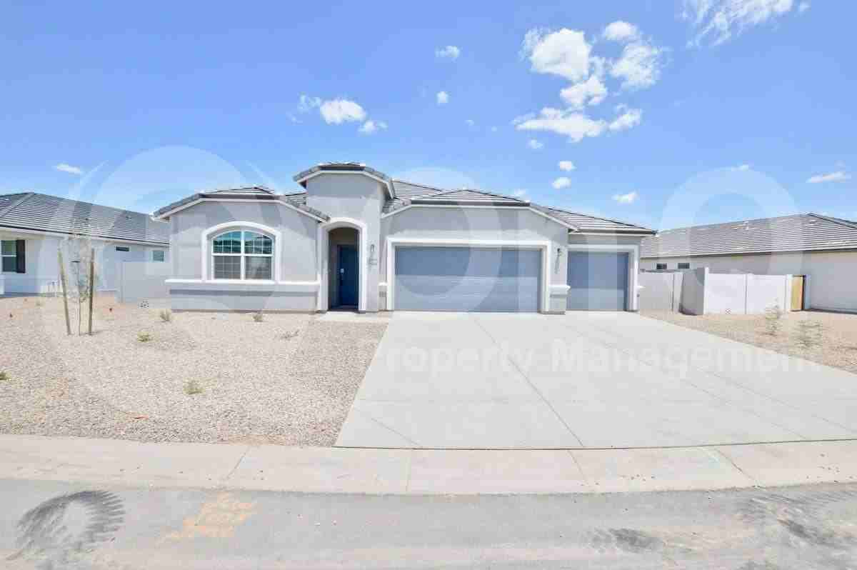 24609 N Alfalfa Dr - Photo 2 of 10