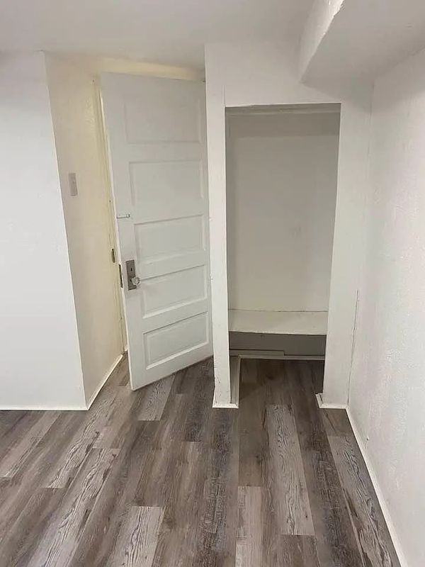 460 El Paso Blvd - Photo 4 of 12