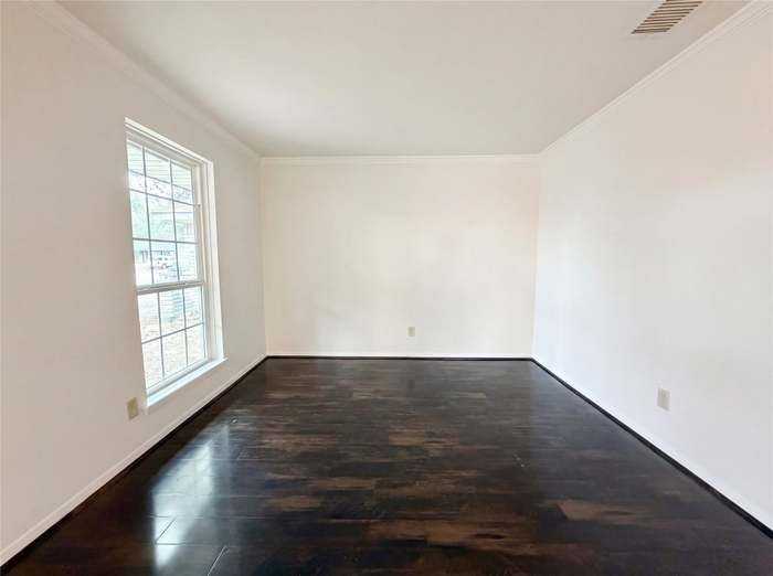 4203 Fallen Oaks Dr - Photo 3 of 15