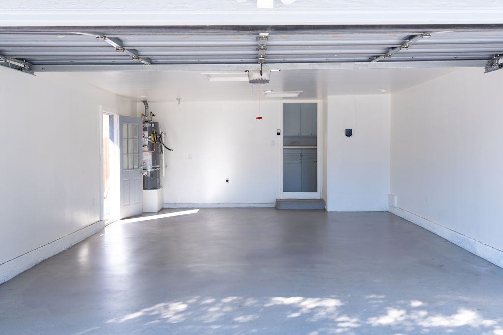 2275 Dover Ave - Photo 6 of 9