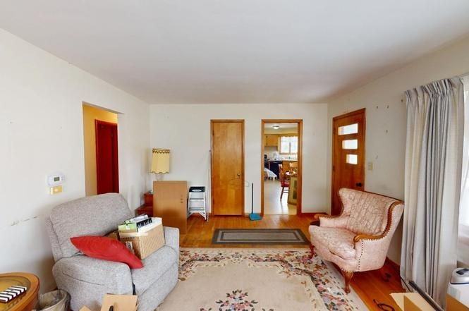 4610 Darcie Dr - Photo 7 of 17