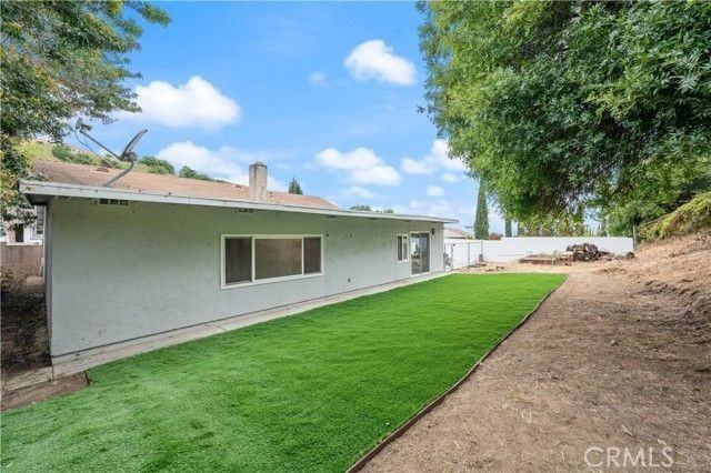 18578 Fieldbrook St - Photo 3 of 5