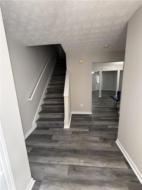 3483 Waldrop Trl - Photo 2 of 12
